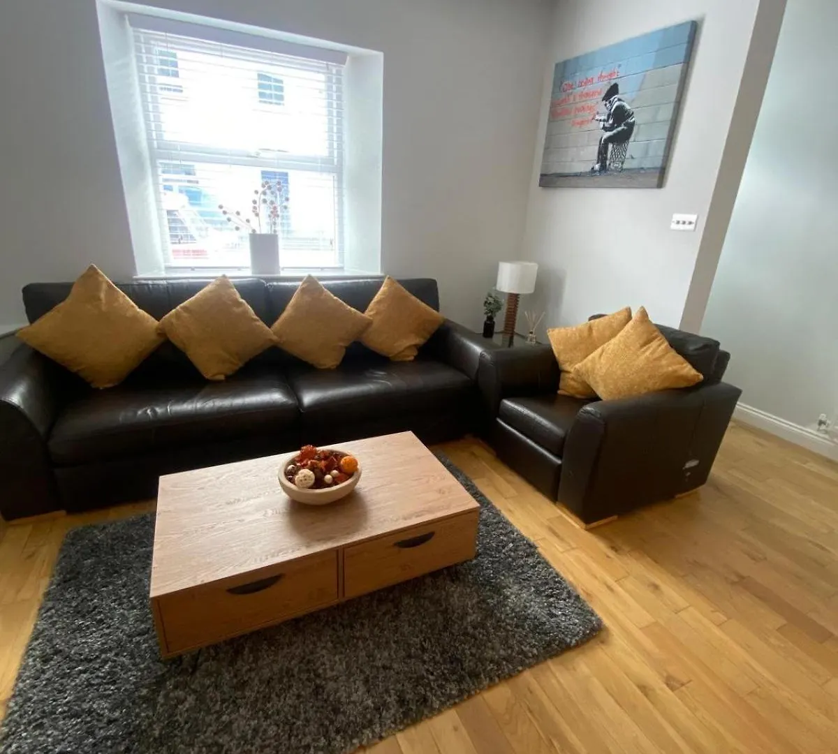 3 Bedroom House In Cardiff Storbritannien